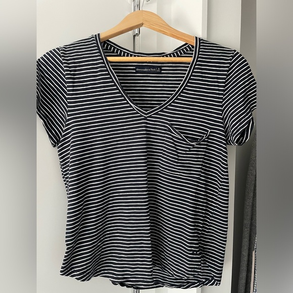Abercrombie and fitch strip tee - Picture 1 of 3